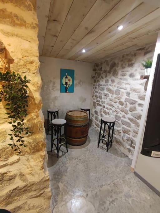 Appartement Cosy 2/4 Personnes La Roquebrussanne Kültér fotó